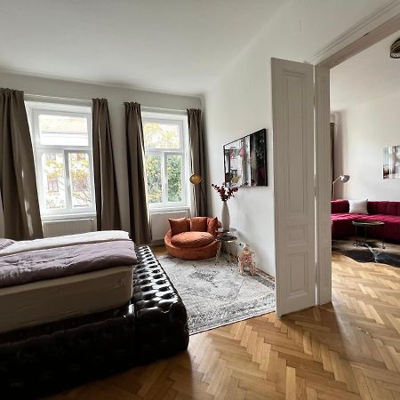 New Exclusive 100M2, Top Location! Wien Exteriör bild