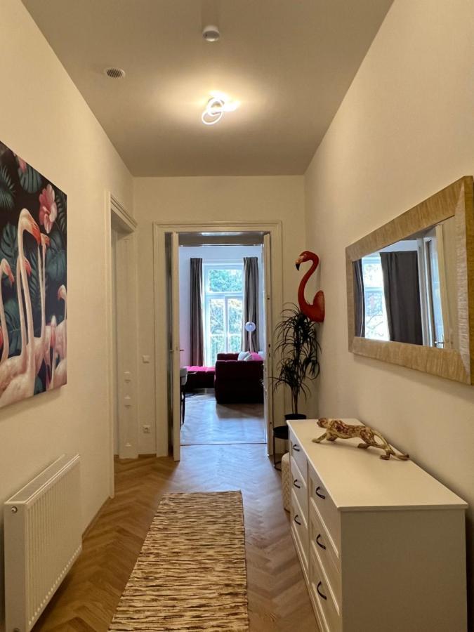 New Exclusive 100M2, Top Location! Wien Exteriör bild