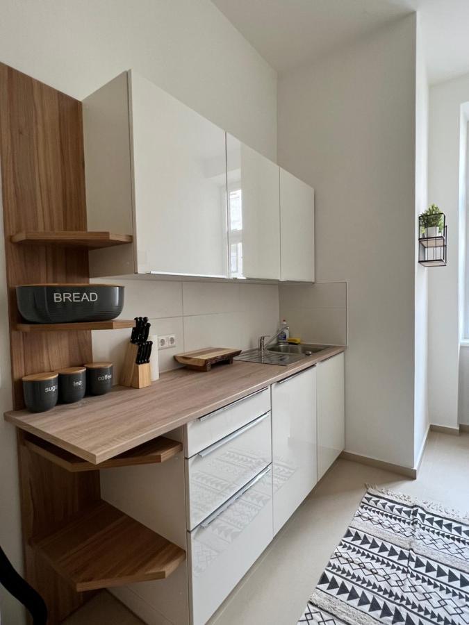 New Exclusive 100M2, Top Location! Wien Exteriör bild